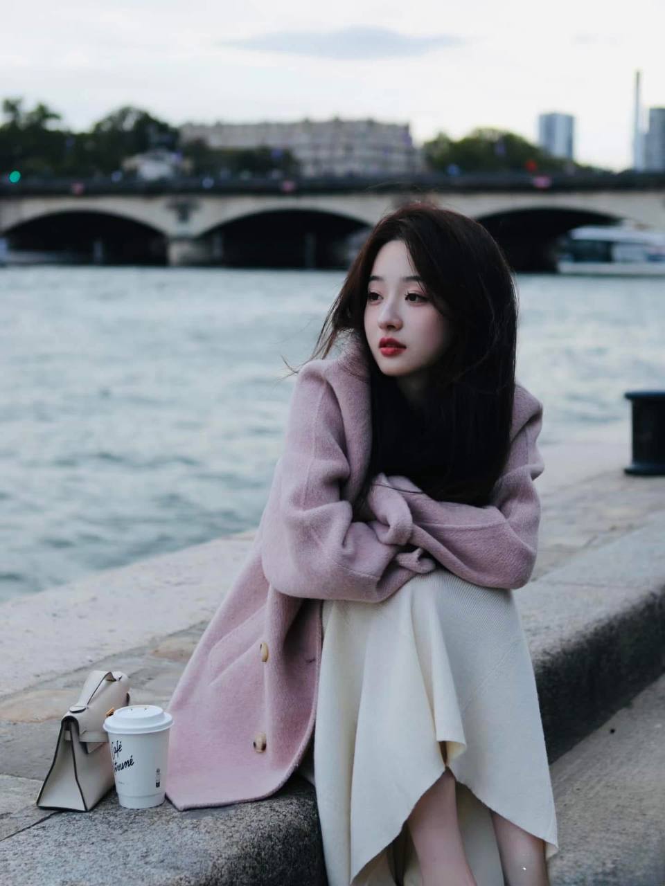 CHỐI BỎ GIA ĐÌNH