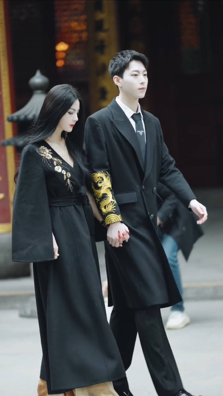ĐẠI LUẬT SƯ LỤY TÌNH